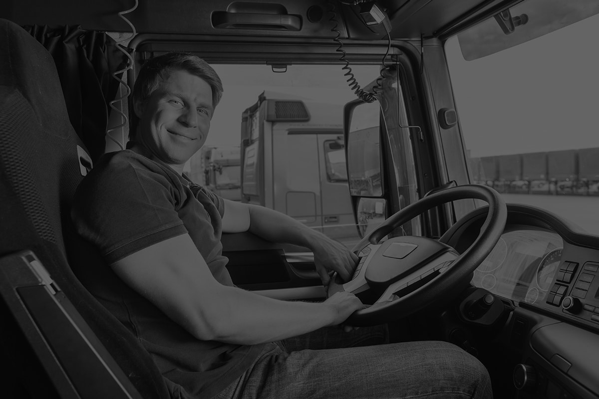 Hochstaffl Nutzfahrzeuge - Kompetenzen Service Leistungen Versicherung